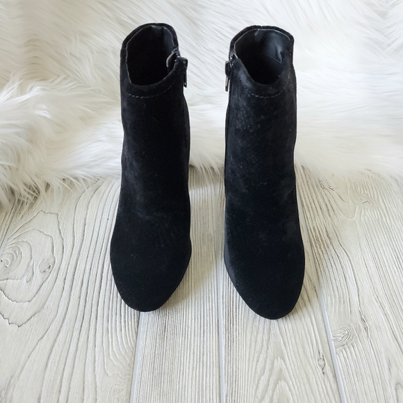 CALL IT SPRING VEGAN ANKLE BOOTS - Picture 7 of 7